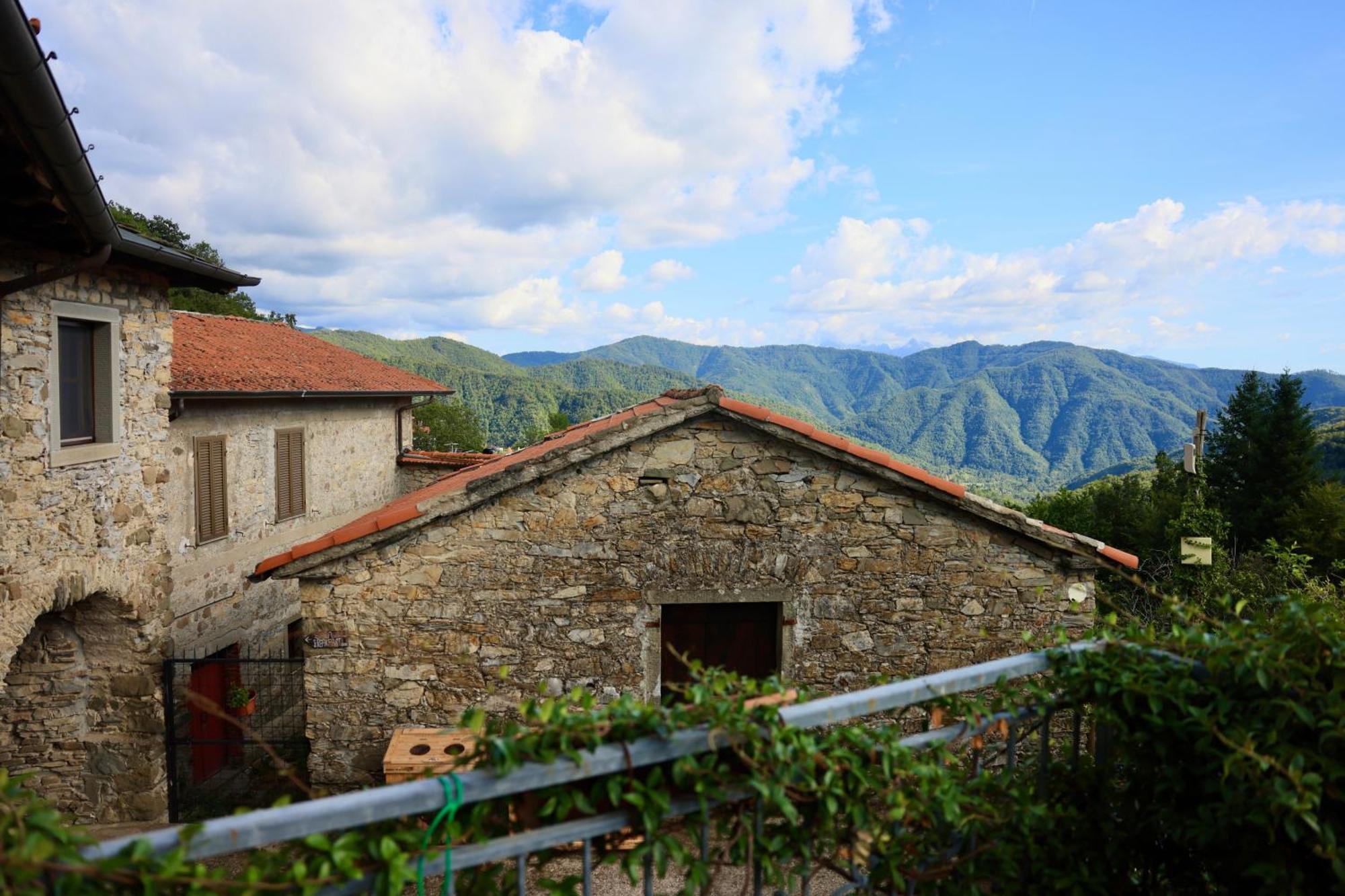 Agriturismo Montagna Verde Apella Licciana Nardi المظهر الخارجي الصورة