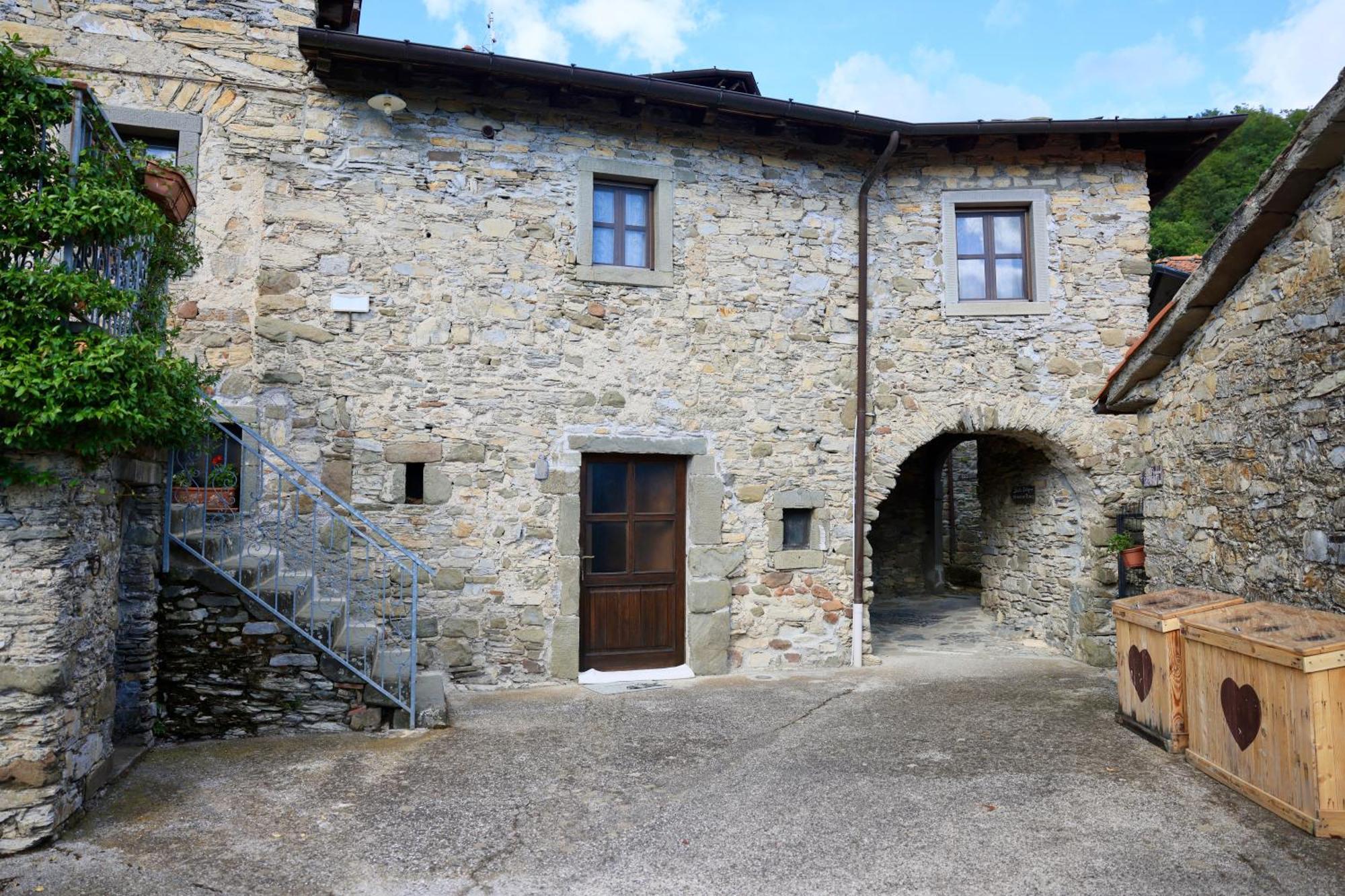 Agriturismo Montagna Verde Apella Licciana Nardi المظهر الخارجي الصورة